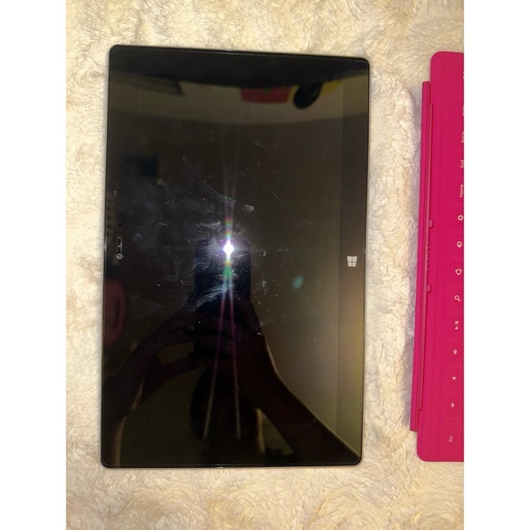 Microsoft Surface 2 RT (32GB) & Touch Keyboard 💖 - Picture 14 of 17